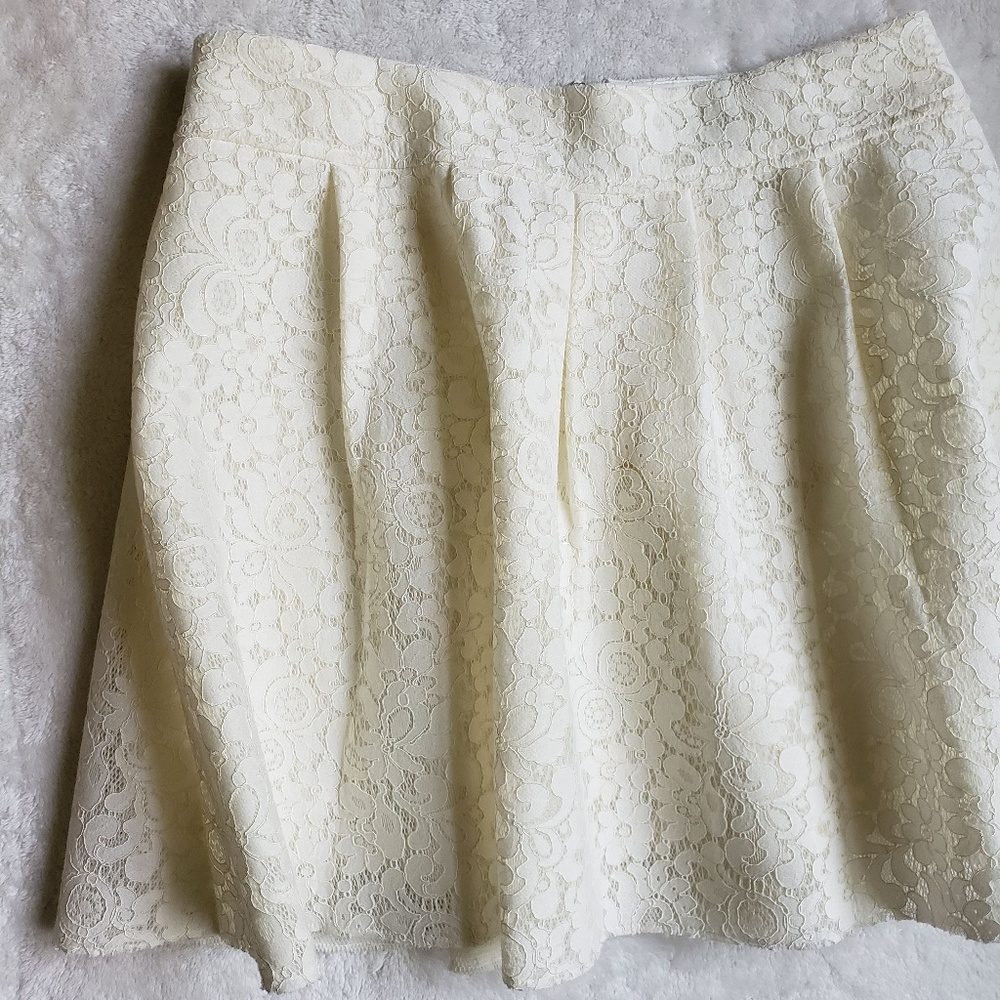 Express Lace Full Skirt in Ivory NWOT